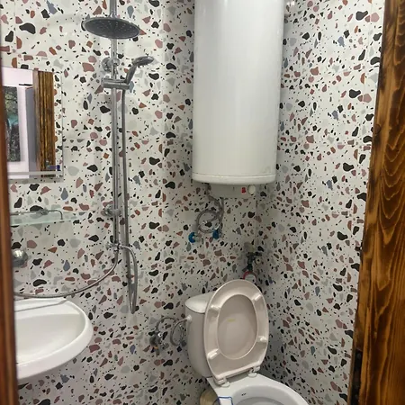 Comfy In The Heart Of Апартамент